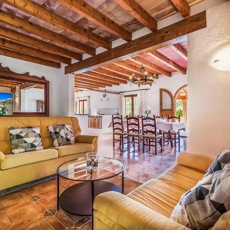 Chincho I Villa Pollenca